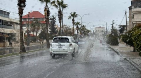 الخميس  ..  بدء تأثير "الجلمود" وأمطار ورعود